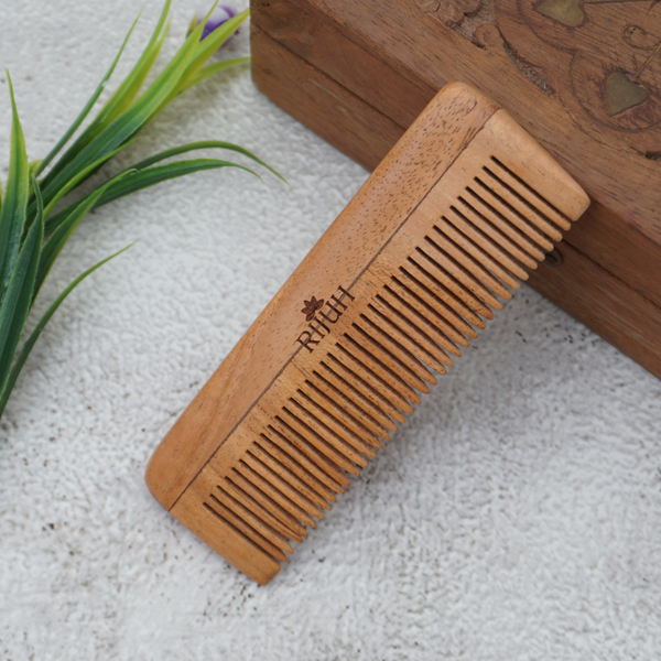 Kacchi Neem Wooden Pocket Comb